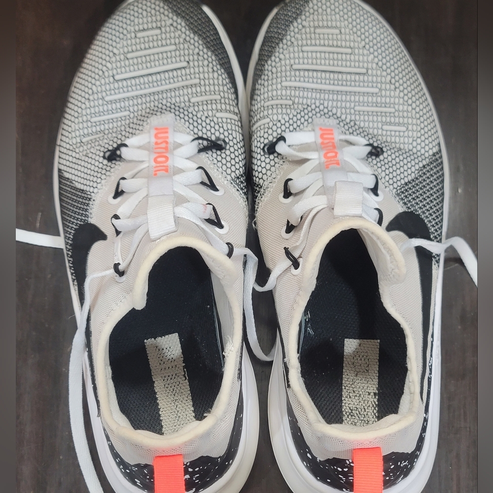 Nike Free TR 8 Trainers " White/Black/Total Crimson" Mens 8.5 Good Cond! - Picture 11 of 12